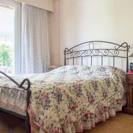 Family Apt With Garden Next To The Sea Atena Exterior foto